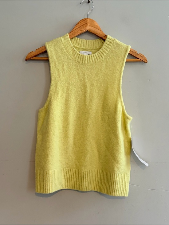Daily Ritual Tops - Daily Ritual Bright Olive Ultra Soft Sweater Vest Sz M NWT
